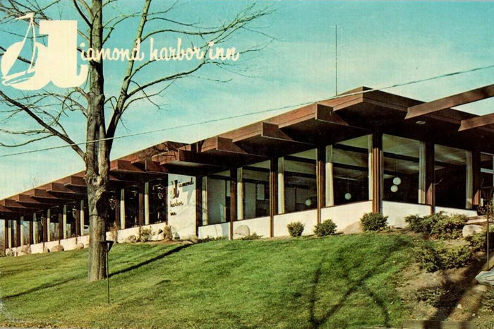 Diamond Harbor Inn - Old Post Card (newer photo)